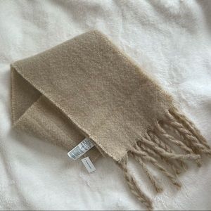 Oatmeal scarf